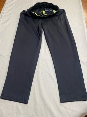 Boy, black pants size 8/10